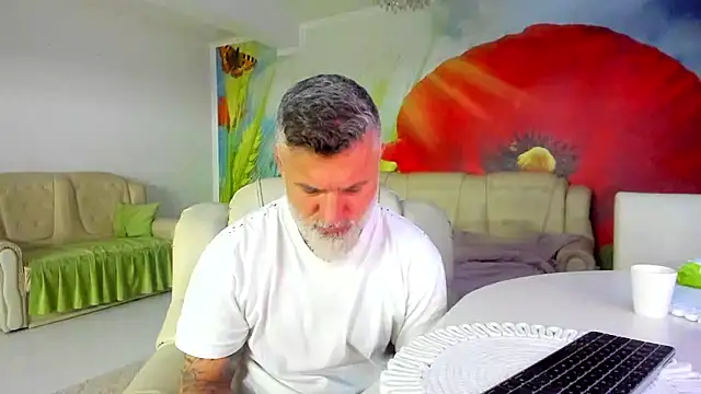 Snapshot of BlowMyXXL chatting on January 16, 2026, 10:47 pm BlowMyXXL online show from January 16, 2026, 10:47 pm