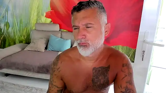 BlowMyXXL online show from June 29, 2026, 5:14 am