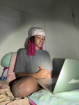 minimama69 online show from January 8, 2026, 9:00 am