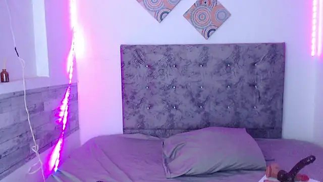 Cuckold lover69 online show from June 27, 2026, 3:22 am