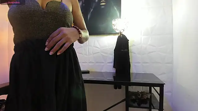 miss lucero1 online show from October 26, 2025, 3:01 am