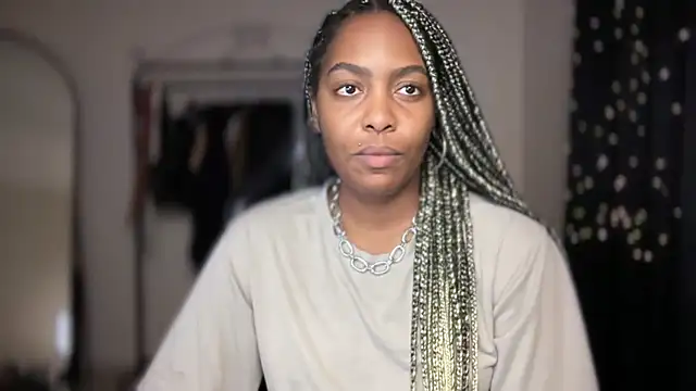 marisilva br online show from November 1, 2025, 2:13 am