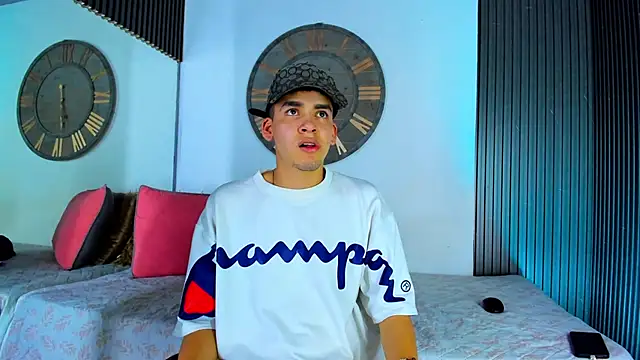 Mike 0233  online show from January 30, 2025, 4:06 am