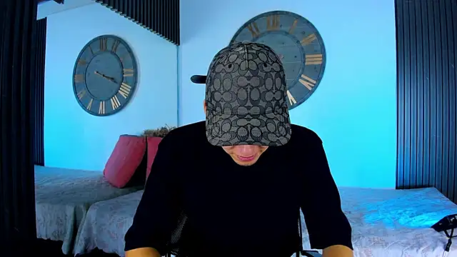 Mike 0233  online show from February 9, 2025, 4:25 am