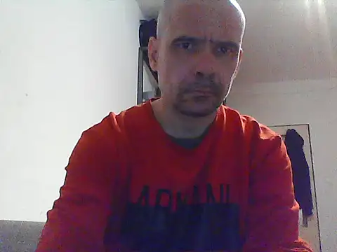 Snapshot of Franc113 chatting on December 21, 2025, 7:43 pm Franc113 online show from December 21, 2025, 7:43 pm