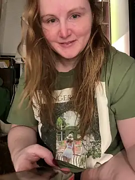 Snapshot of GingerSnap33 chatting on February 14, 2026, 3:14 am GingerSnap33 online show from February 14, 2026, 3:14 am