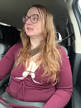 Snapshot of GingerSnap33 chatting on February 22, 2026, 8:07 pm GingerSnap33 online show from February 22, 2026, 8:07 pm