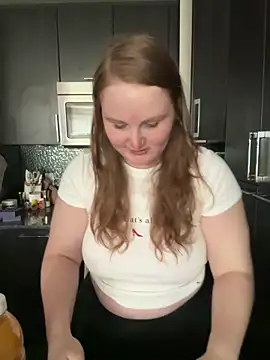 GingerSnap33 online show from April 26, 2026, 12:19 am