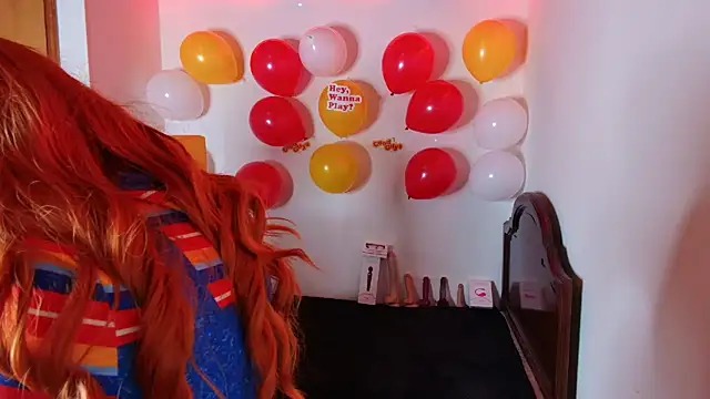 juli05star20 online show from October 31, 2025, 9:38 pm