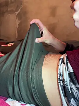 niconosexy online show from March 26, 2026, 8:42 am