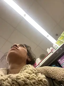 starrynikki online show from December 24, 2024, 6:17 pm