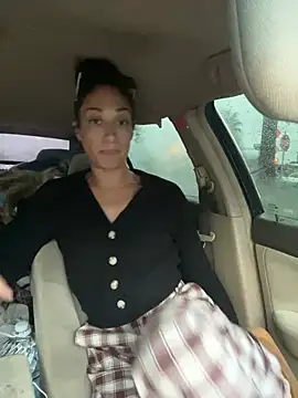 starrynikki online show from February 14, 2025, 1:02 am