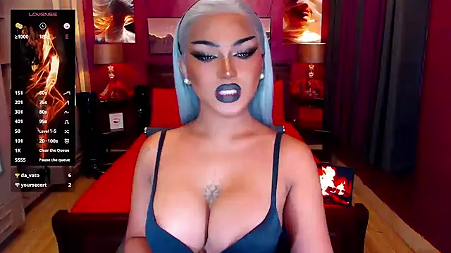 NatalyaFox online show from April 13, 2026, 7:47 am