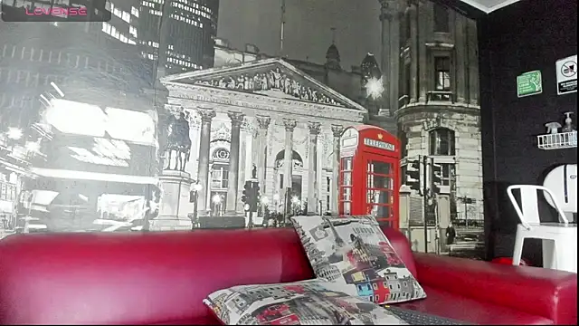 Snapshot of CloeRodriguez chatting on February 13, 2026, 8:49 pm CloeRodriguez online show from February 13, 2026, 8:49 pm