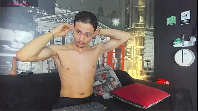 CloeRodriguez online show from May 9, 2026, 10:15 pm