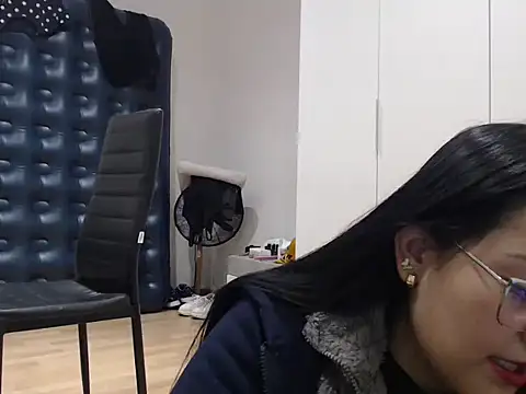 Snapshot of Alisha_99 chatting on November 21, 2025, 6:39 pm Alisha 99 online show from November 21, 2025, 6:39 pm