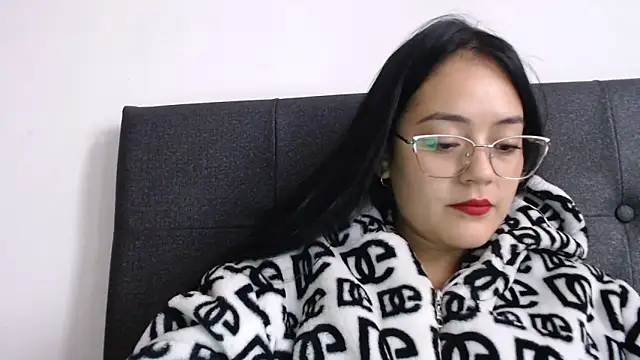 Snapshot of Alisha_99 chatting on February 14, 2026, 12:46 pm Alisha 99 online show from February 14, 2026, 12:46 pm