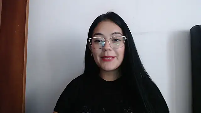 Snapshot of Alisha_99 chatting on February 17, 2026, 10:38 pm Alisha 99 online show from February 17, 2026, 10:38 pm