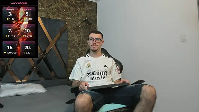 CodyWalkerR online show from January 25, 2025, 5:08 pm