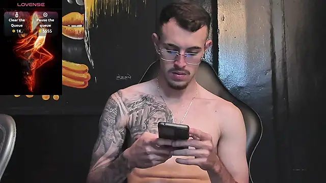 CodyWalkerR online show from September 10, 2025, 5:24 pm