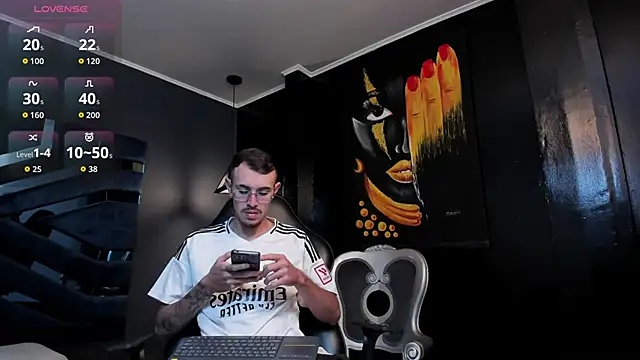 CodyWalkerR online show from September 11, 2025, 5:35 pm