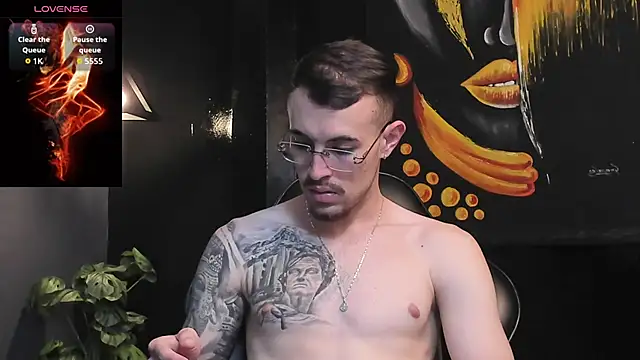 CodyWalkerR online show from September 12, 2025, 5:13 pm