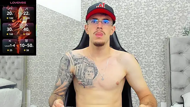 CodyWalkerR online show from November 13, 2025, 5:34 pm