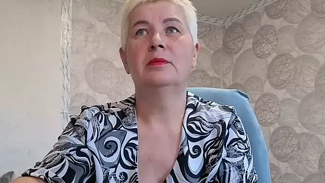 NicoleOlla online show from October 22, 2025, 1:39 am