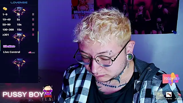 Snapshot of princeFtm chatting on February 16, 2026, 3:19 pm princeFtm online show from February 16, 2026, 3:19 pm