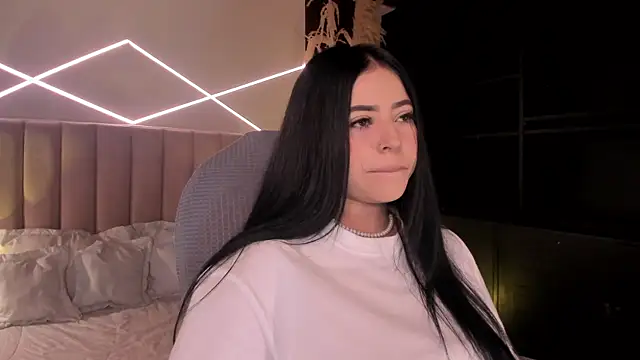 Snapshot of Maaiitee chatting on January 18, 2026, 4:22 pm Maaiitee online show from January 18, 2026, 4:22 pm