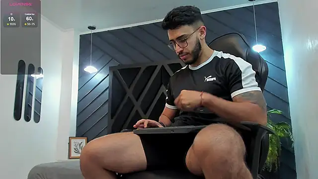 Liam Kleiin online show from November 7, 2025, 11:21 am