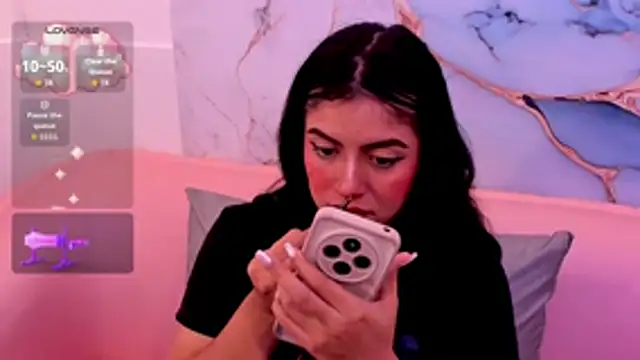 taylor cupper online show from November 9, 2025, 3:27 am