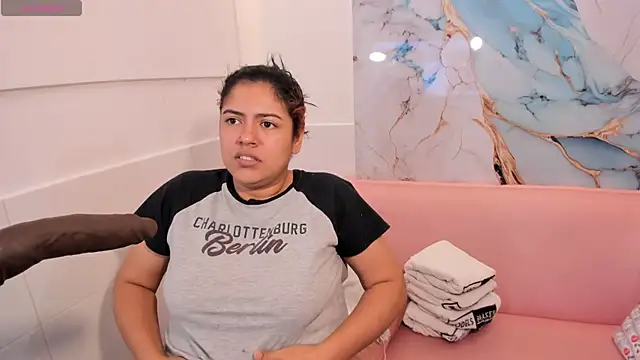 Snapshot of taylor_cupper chatting on February 13, 2026, 4:41 am taylor cupper online show from February 13, 2026, 4:41 am