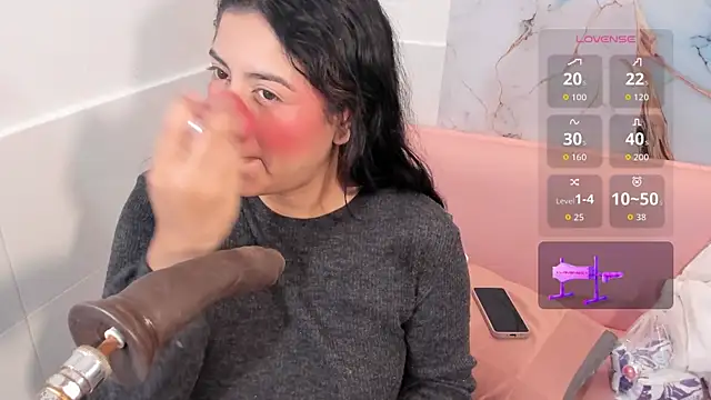 Snapshot of taylor_cupper chatting on February 15, 2026, 1:13 am taylor cupper online show from February 15, 2026, 1:13 am