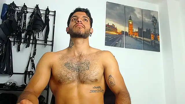 Snapshot of JuanBlade chatting on November 10, 2025, 12:04 pm JuanBlade online show from November 10, 2025, 12:04 pm