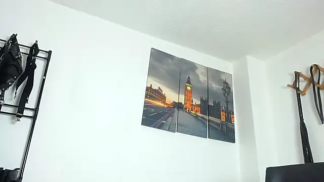 Snapshot of JuanBlade chatting on November 12, 2025, 3:01 pm JuanBlade online show from November 12, 2025, 3:01 pm