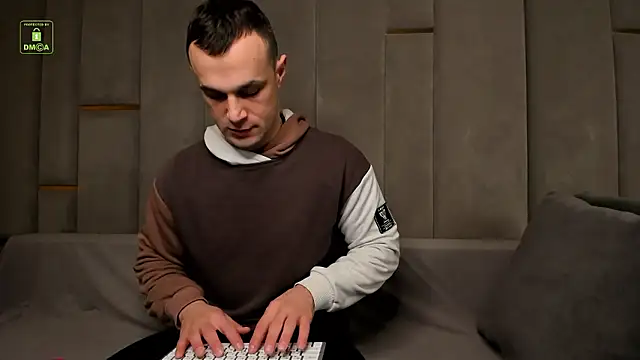 Snapshot of BrandonNorris chatting on January 9, 2026, 4:26 am BrandonNorris online show from January 9, 2026, 4:26 am