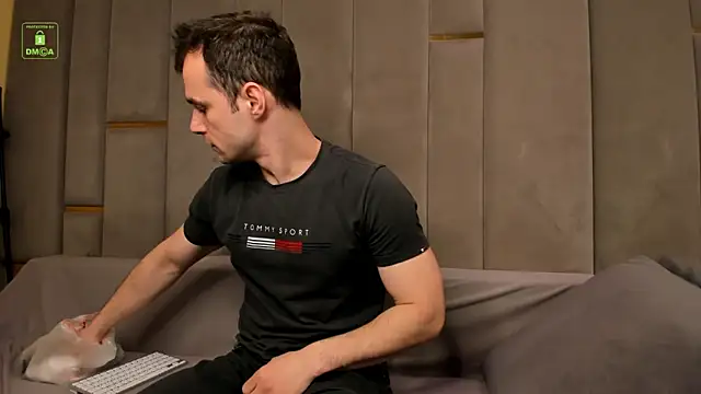 BrandonNorris online show from May 22, 2026, 4:52 am