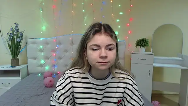 TinaRedly online show from January 23, 2025, 6:49 am