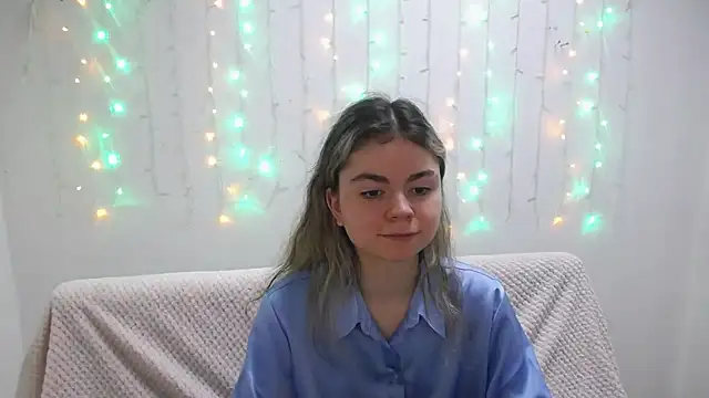 TinaRedly online show from January 27, 2025, 12:12 am