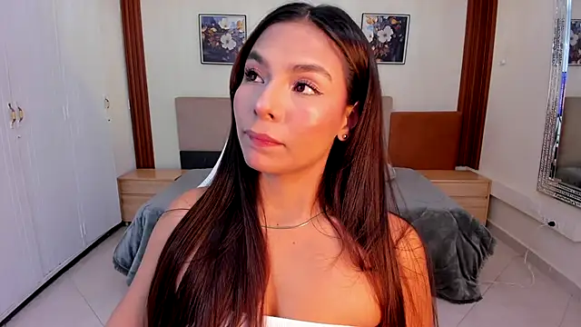 Snapshot of amira_cute2 chatting on December 23, 2025, 10:46 am amira cute2 online show from December 23, 2025, 10:46 am