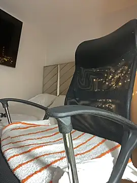 kellya  online show from March 23, 2025, 3:10 am