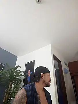 Snapshot of SilvaBranko chatting on November 29, 2025, 1:08 am SilvaBranko online show from November 29, 2025, 1:08 am