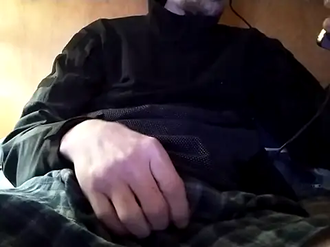 Snapshot of elmerfuddin87 chatting on February 9, 2026, 3:54 am elmerfuddin87 online show from February 9, 2026, 3:54 am