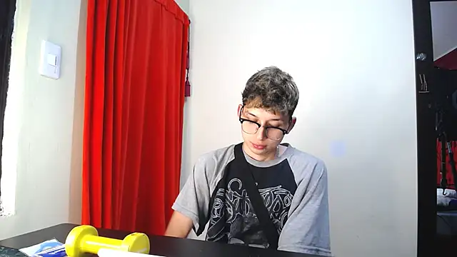 Snapshot of _Thomas_hot_ chatting on January 28, 2025, 9:40 pm Thomas hot online show from January 28, 2025, 9:40 pm