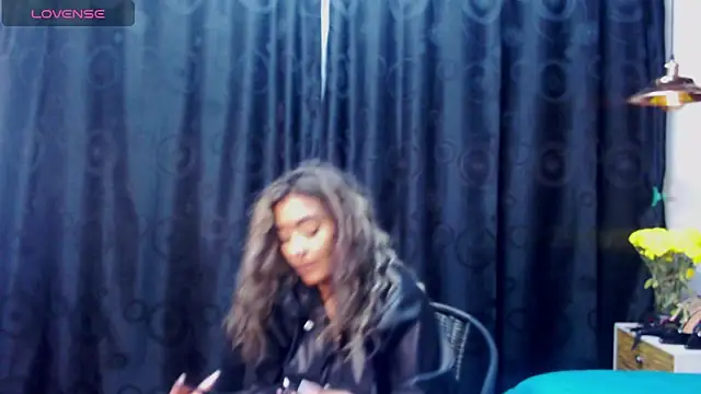 Snapshot of megan_collins96 chatting on December 27, 2024, 9:00 pm megan collins96 online show from December 27, 2024, 9:00 pm
