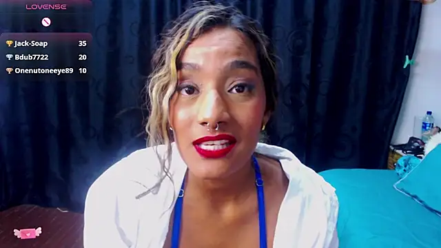 Snapshot of megan_collins96 chatting on January 19, 2025, 10:39 pm megan collins96 online show from January 19, 2025, 10:39 pm