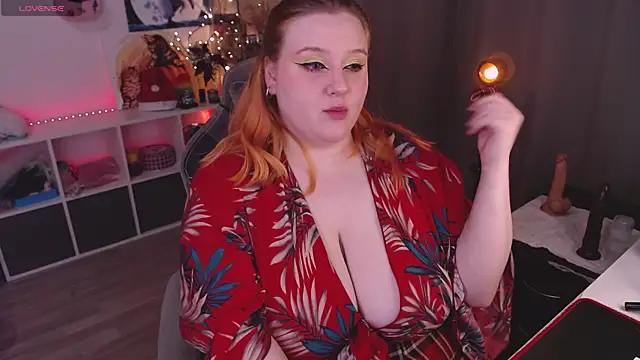 lissamuff online show from December 13, 2024, 7:21 pm