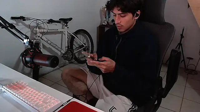 Thieves9 online show from October 16, 2025, 4:02 am