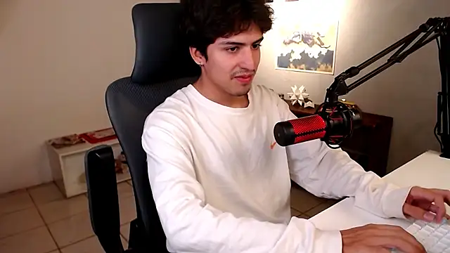 Snapshot of Thieves9 chatting on February 27, 2026, 10:21 pm Thieves9 online show from February 27, 2026, 10:21 pm